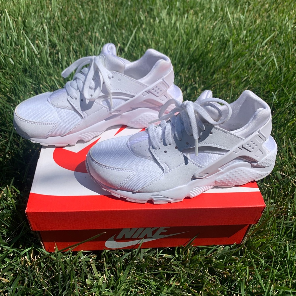 Nike Hurache Run (White)